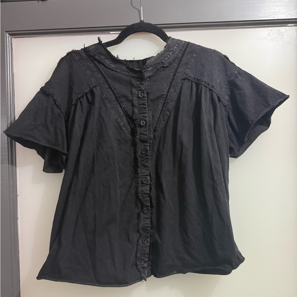 SHEIN Black Frayed Button-Up Blouse